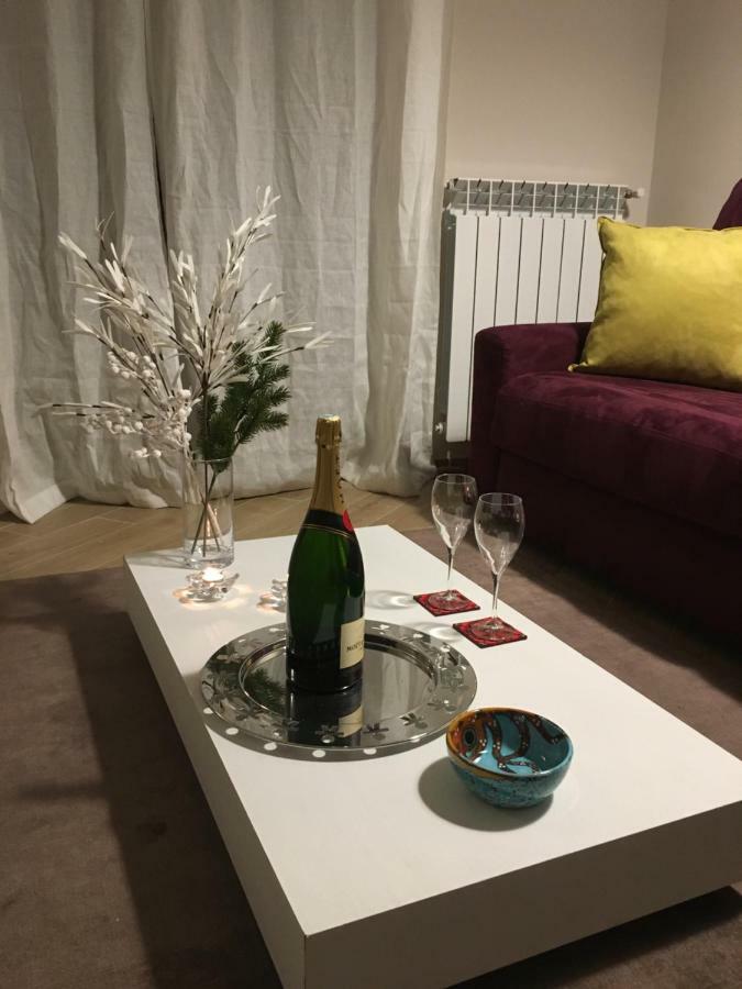 Casa Cecile Apartment Palermo Bagian luar foto