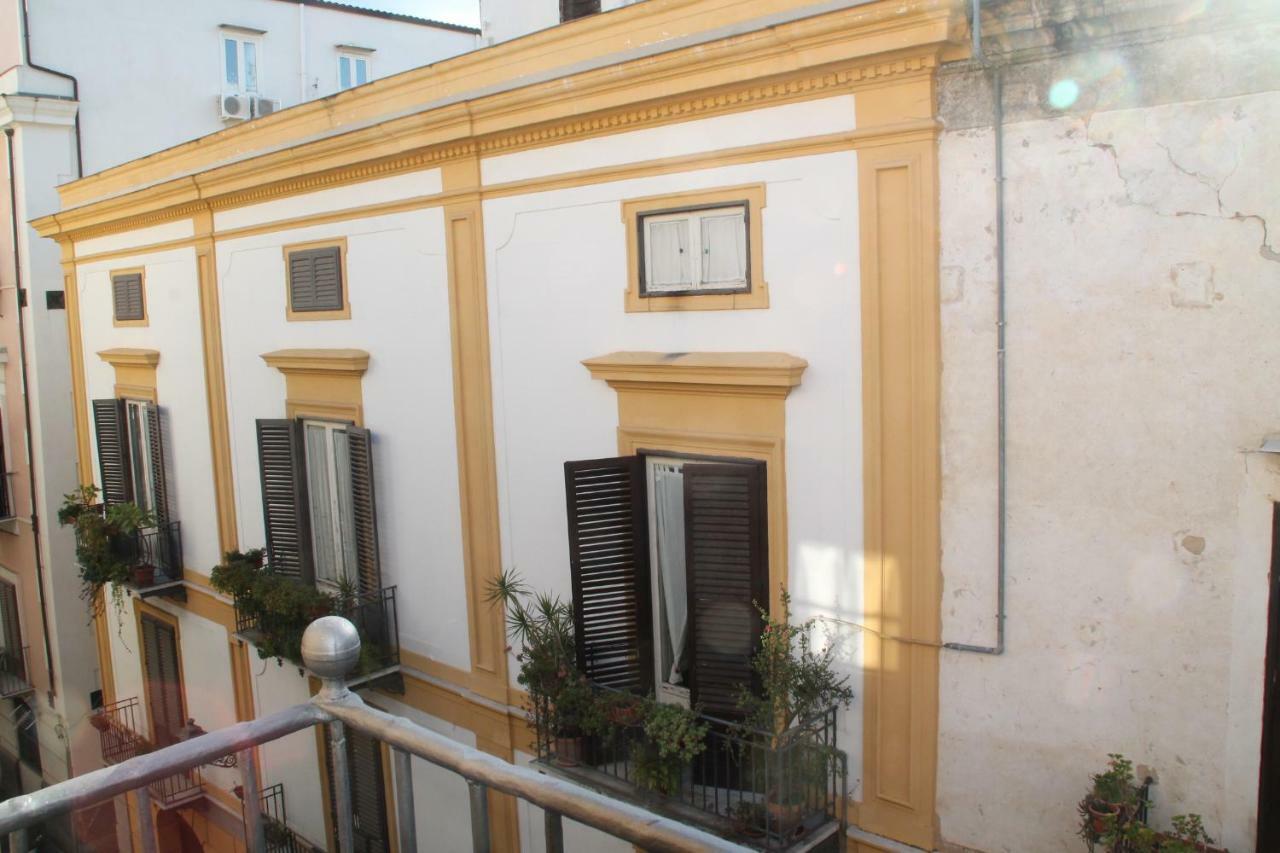 Casa Cecile Apartment Palermo Bagian luar foto