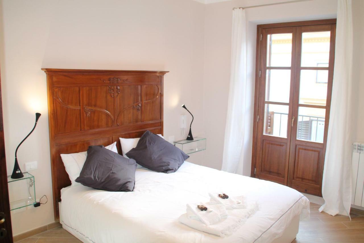 Casa Cecile Apartment Palermo Bagian luar foto