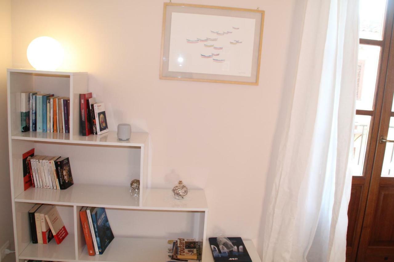 Casa Cecile Apartment Palermo Bagian luar foto