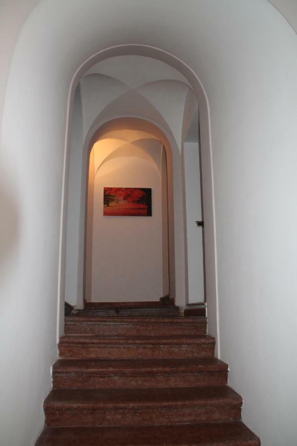 Casa Cecile Apartment Palermo Bagian luar foto