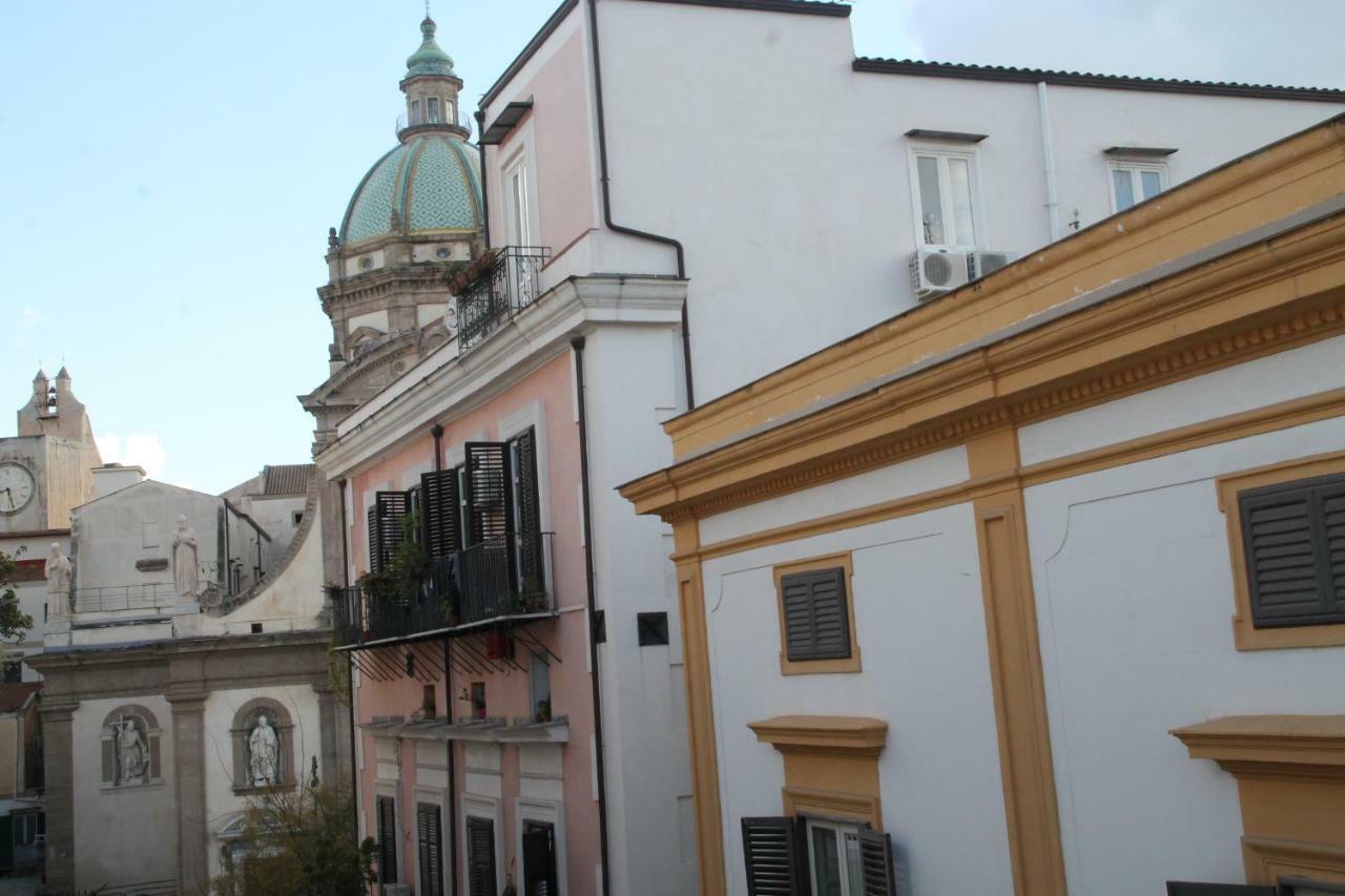 Casa Cecile Apartment Palermo Bagian luar foto